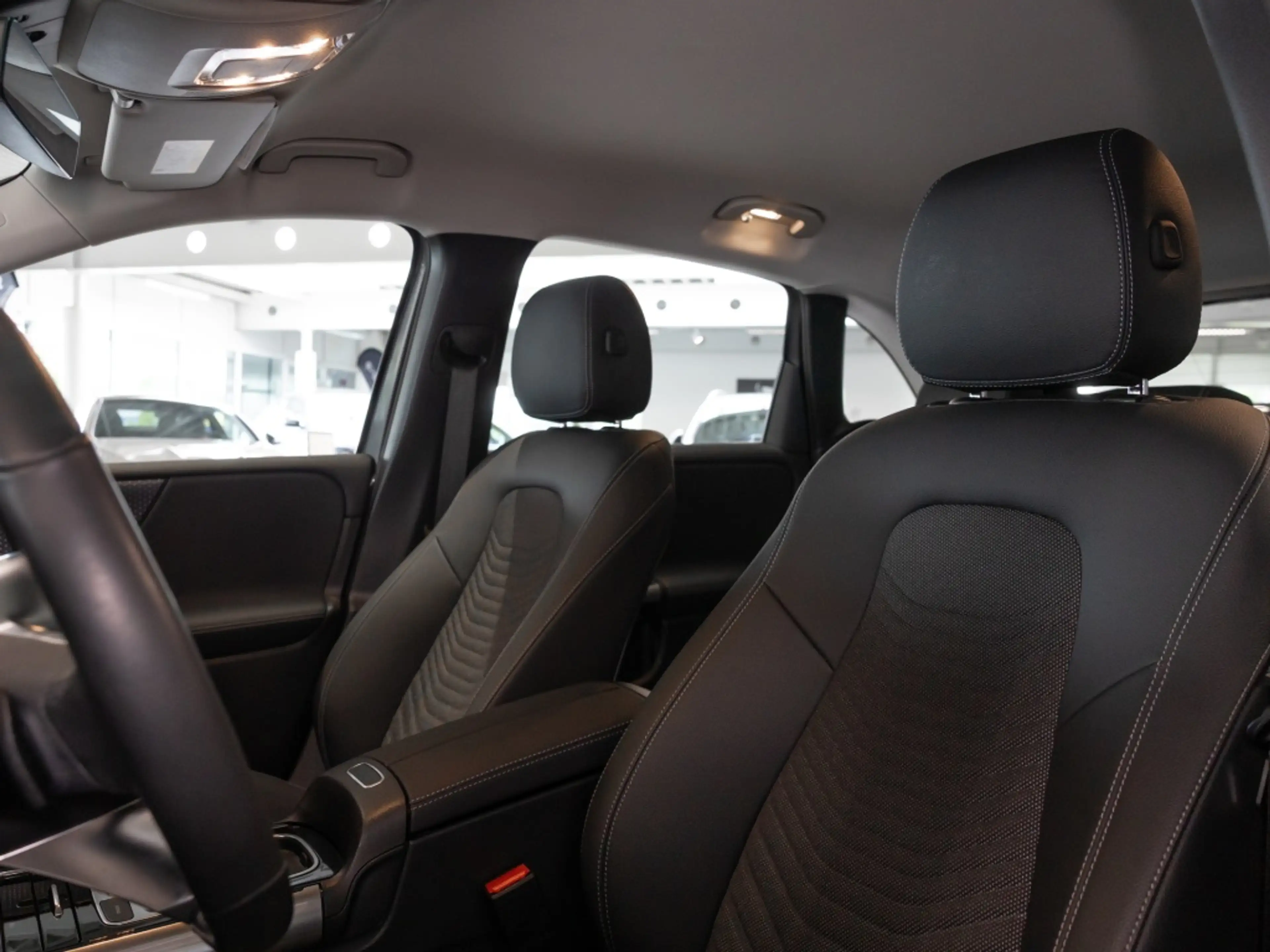 Mercedes-Benz B 200 d , PROGRESSIVE KAMERA SPUR PDC SHZ — photo 8