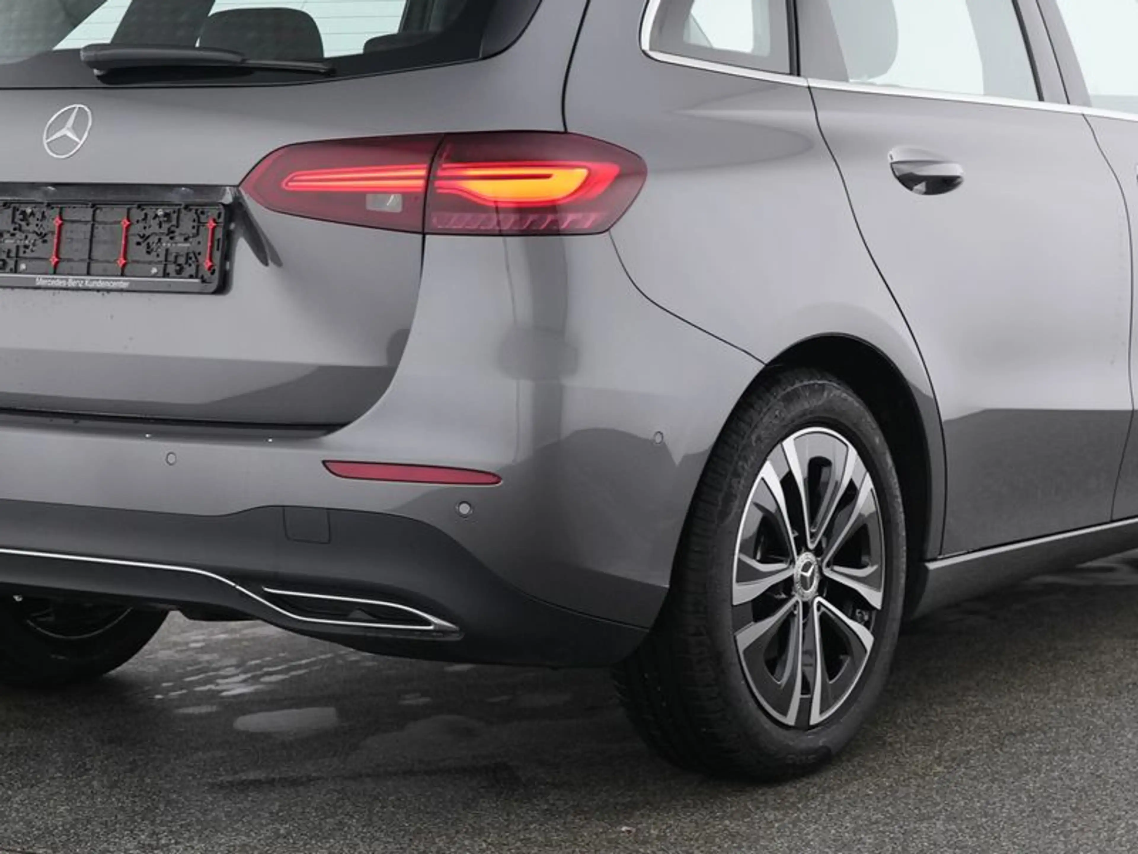 Mercedes-Benz B 200 d , PROGRESSIVE KAMERA SPUR PDC SHZ — photo 6
