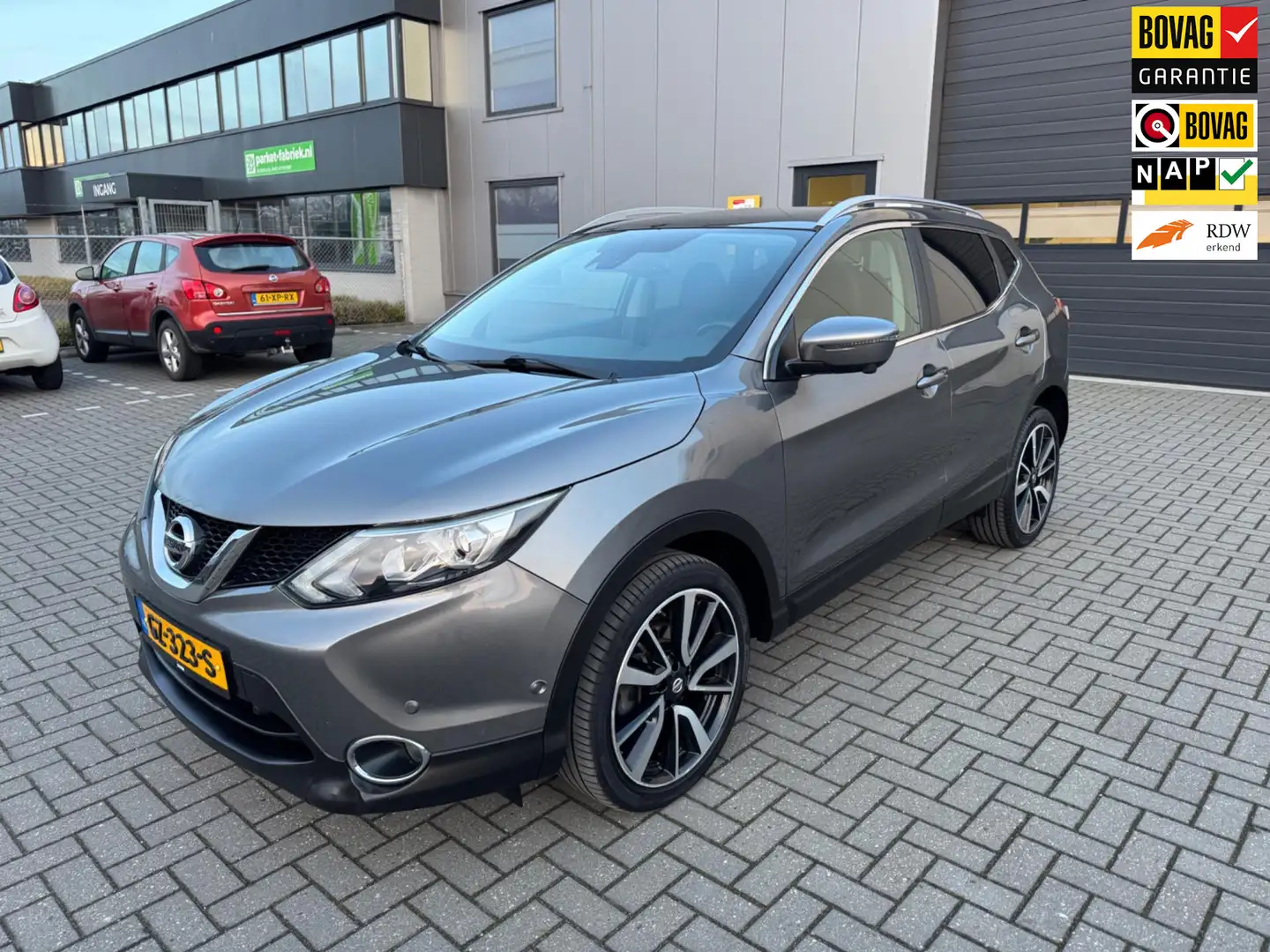 Nissan Qashqai 1.6 Tekna Gris - 1