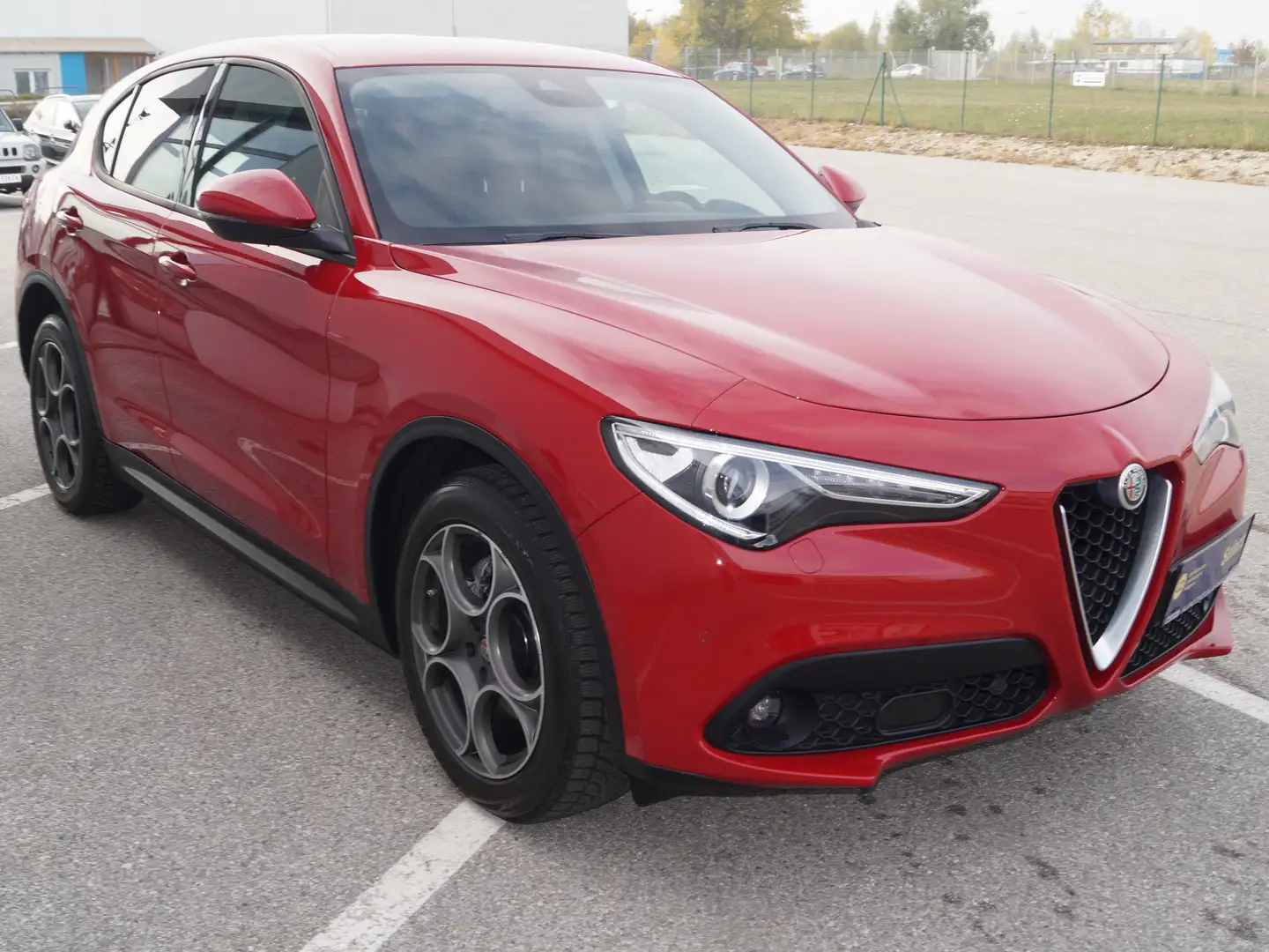 Alfa Romeo Stelvio Super 2WD Rot - 2