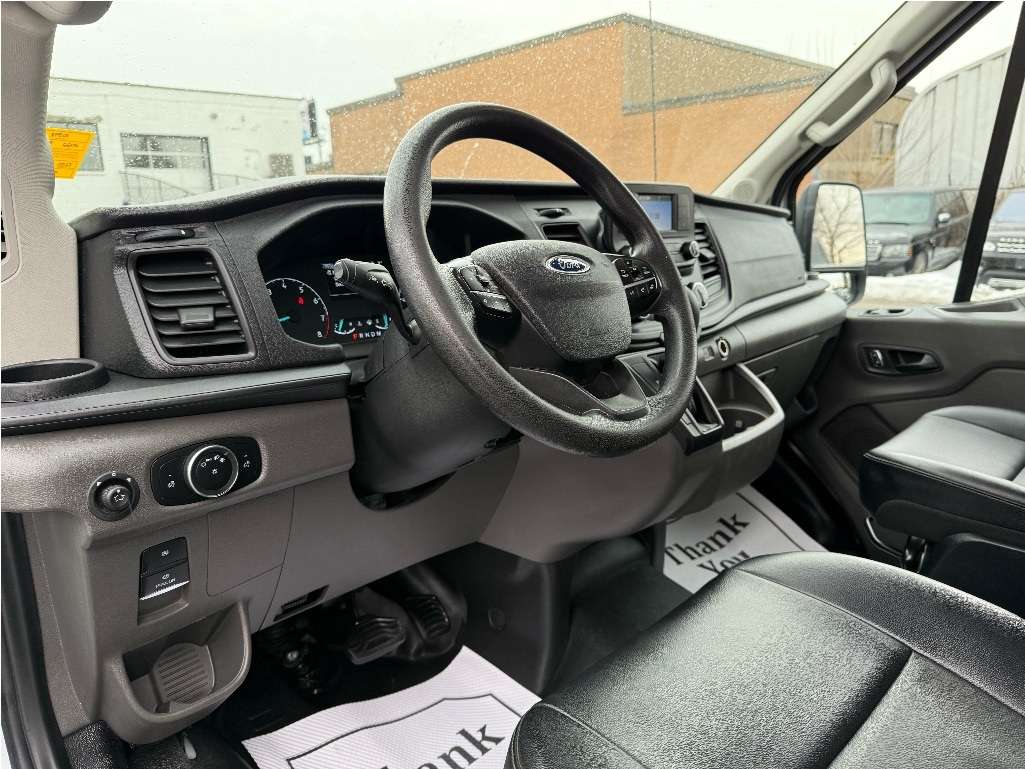 2022 Ford Transit Cargo Van