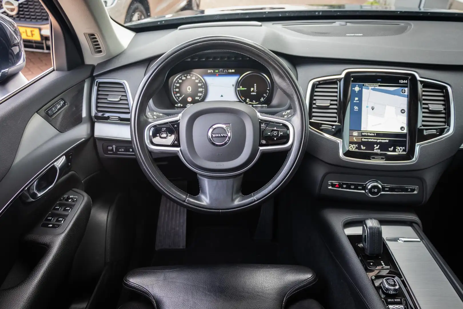 Volvo XC90 Recharge T8 AWD Inscription | Luchtvering | Adapti Bleu - 2