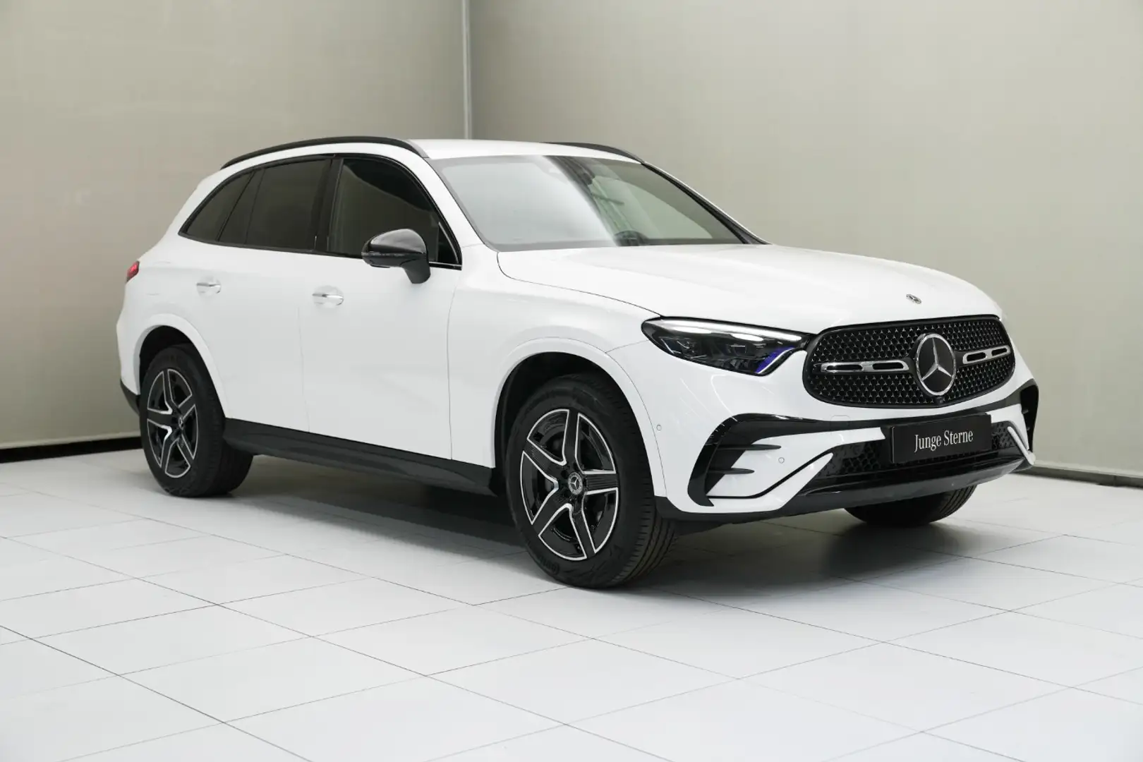 Mercedes-Benz GLC 300 de 4MATIC LM ACC el.Heck ParkAss. elSitz Weiß - 2