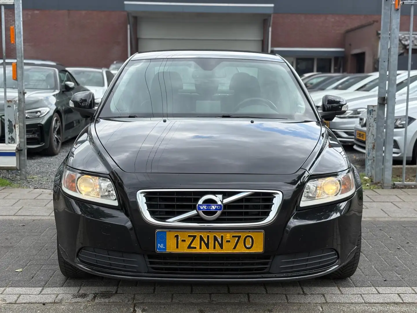 Volvo S40 1.6D S/S Kinetic | BLIS | Trekhaak | Airco | Cruis Zwart - 2