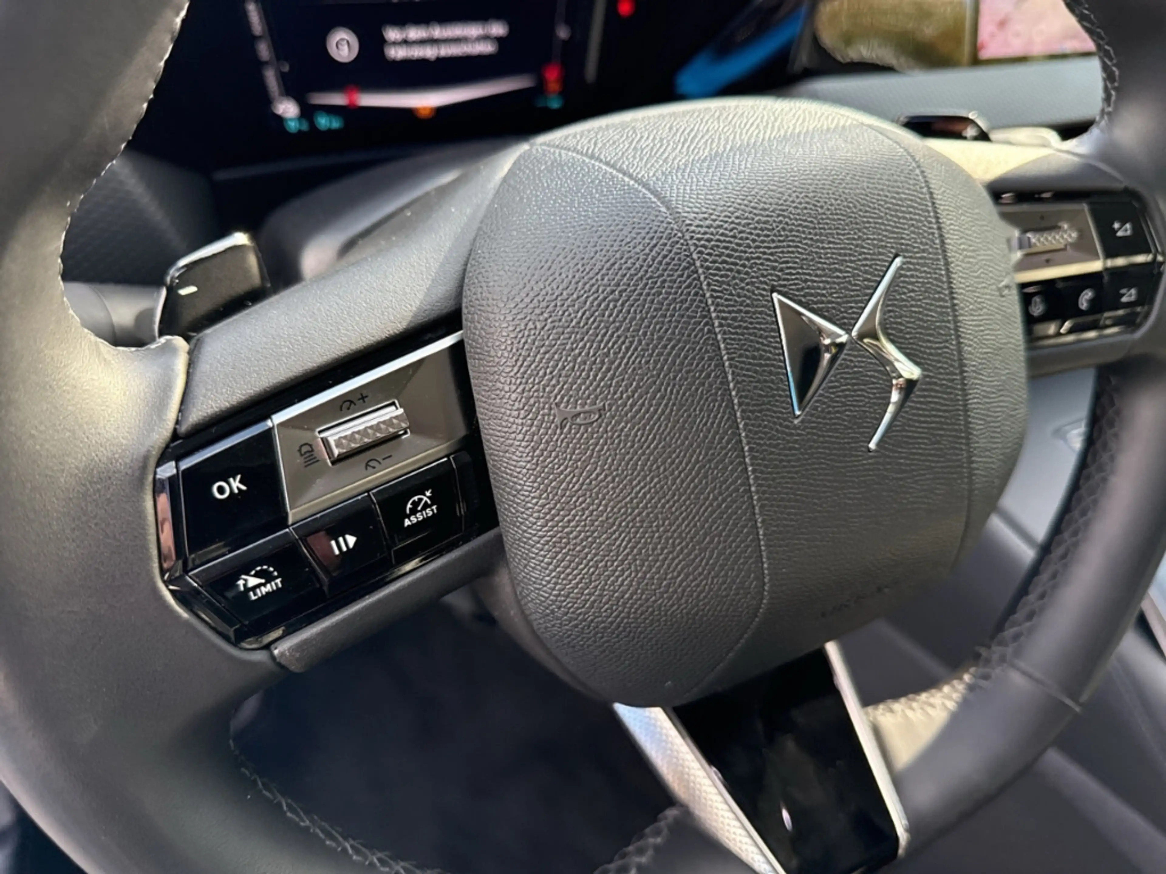 DS Automobiles DS 4 E-Tense Rivoli PHEV HUD Digitales Cockpit LED El. — photo 14