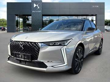 E-Tense Rivoli PHEV HUD Digitales Cockpit LED El.