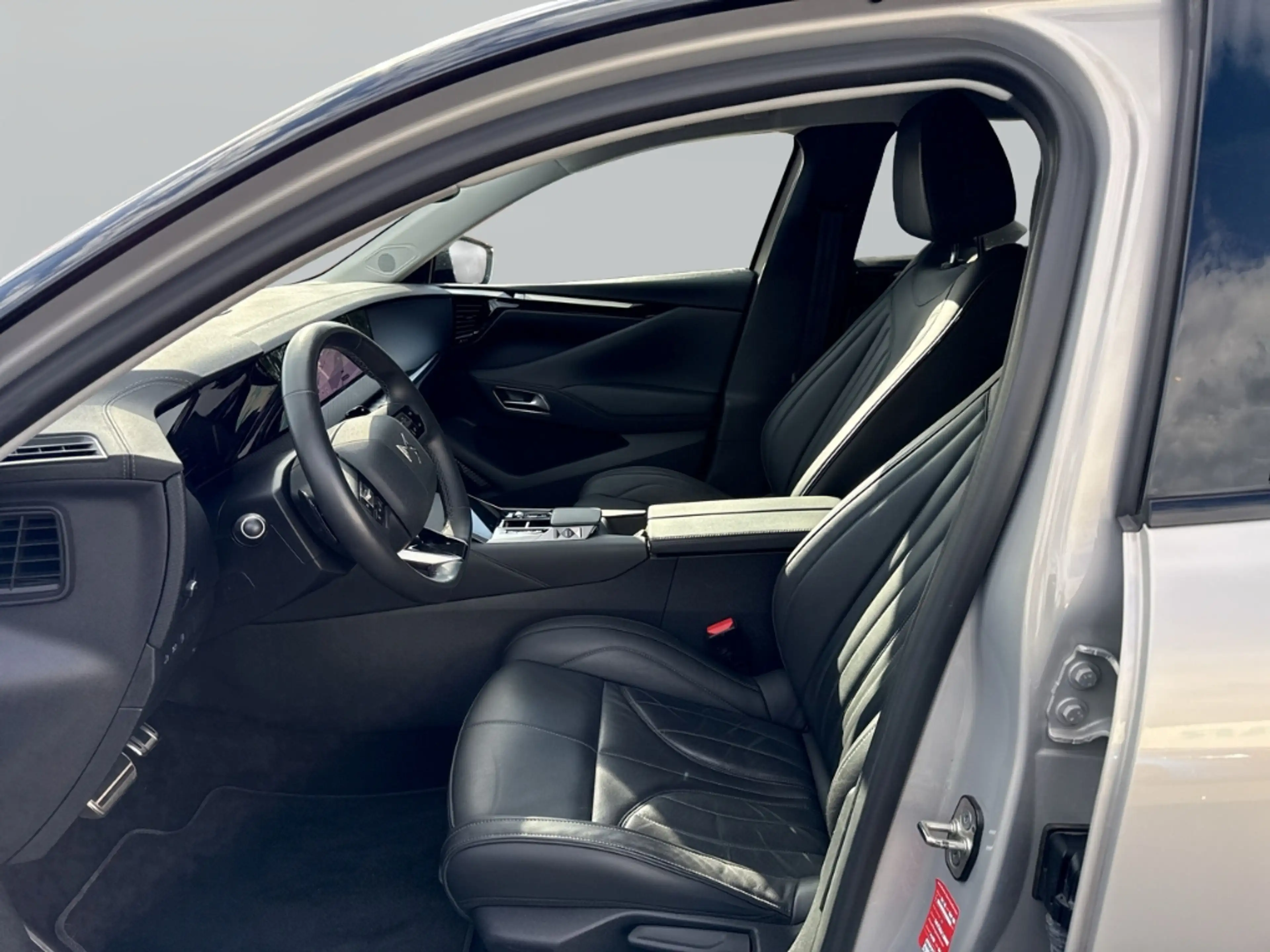 DS Automobiles DS 4 E-Tense Rivoli PHEV HUD Digitales Cockpit LED El. — photo 9