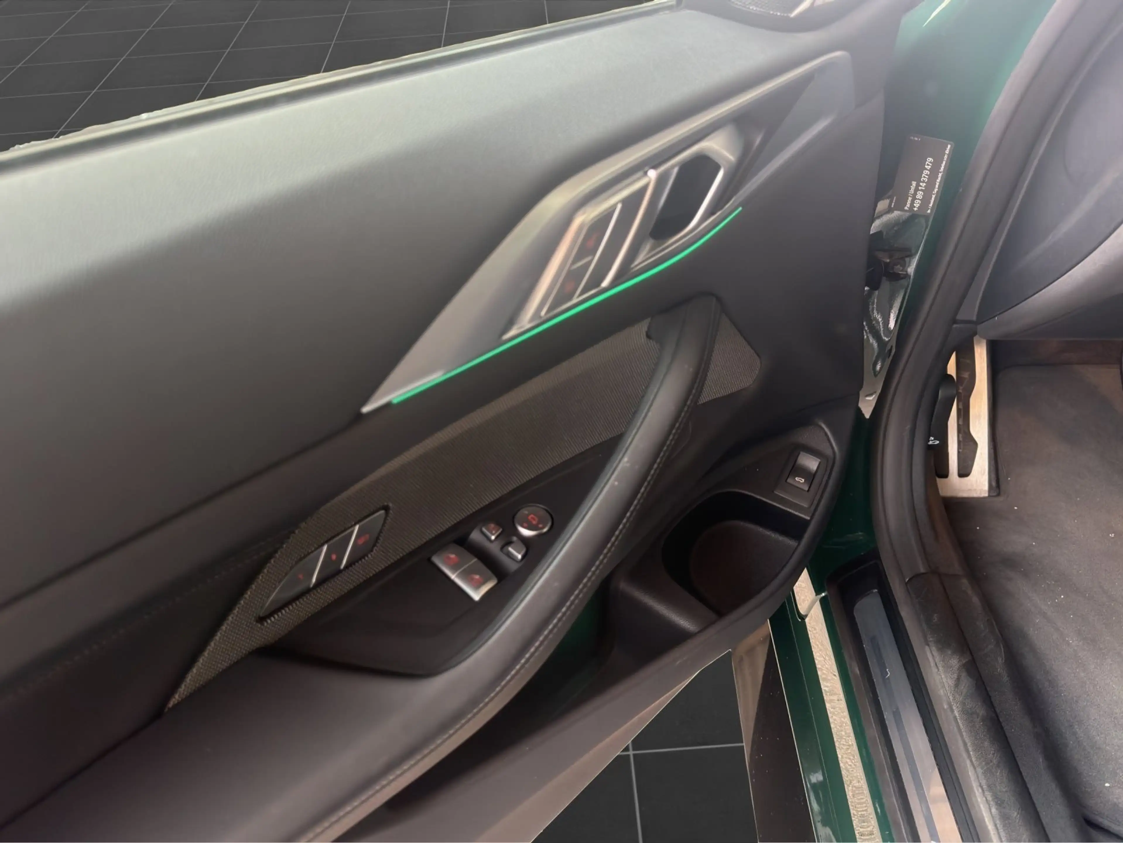 BMW M4 Competition M xDrive Coupé — photo 10