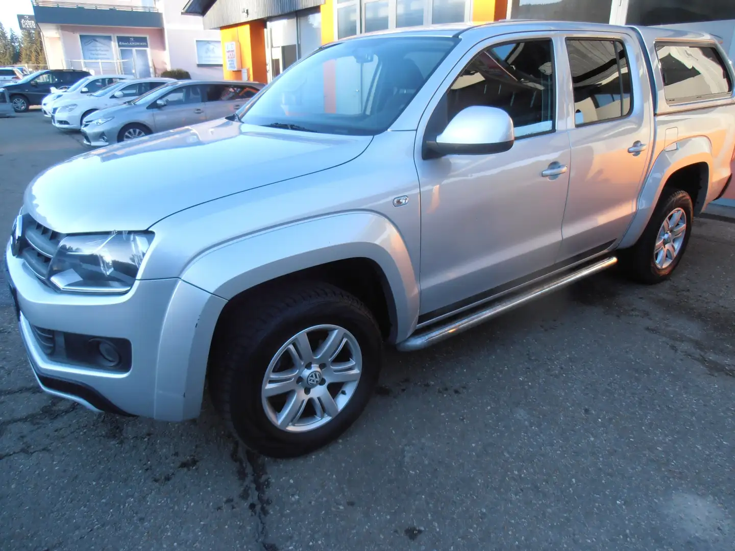 Volkswagen Amarok Trendline DoubleCab 4Motion Silber - 1