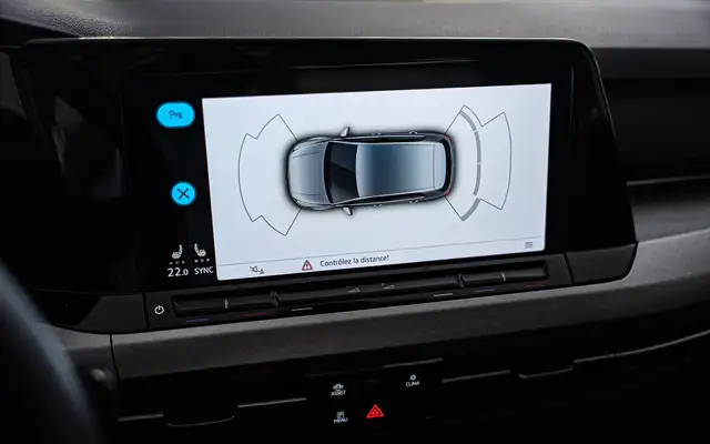Volkswagen Golf view 14