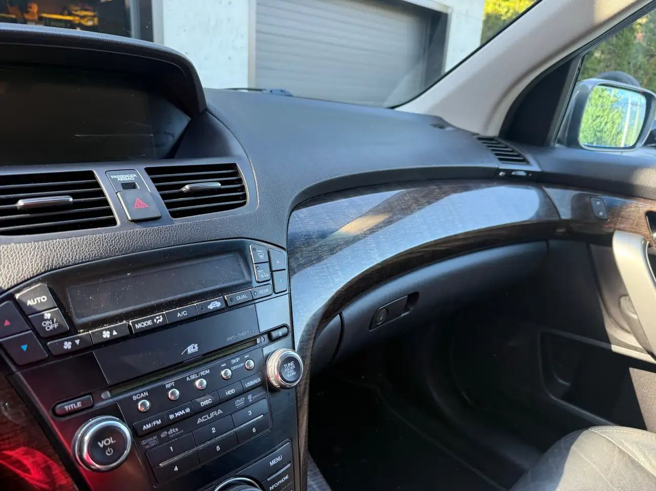 Acura MDX снимка Acura MDX