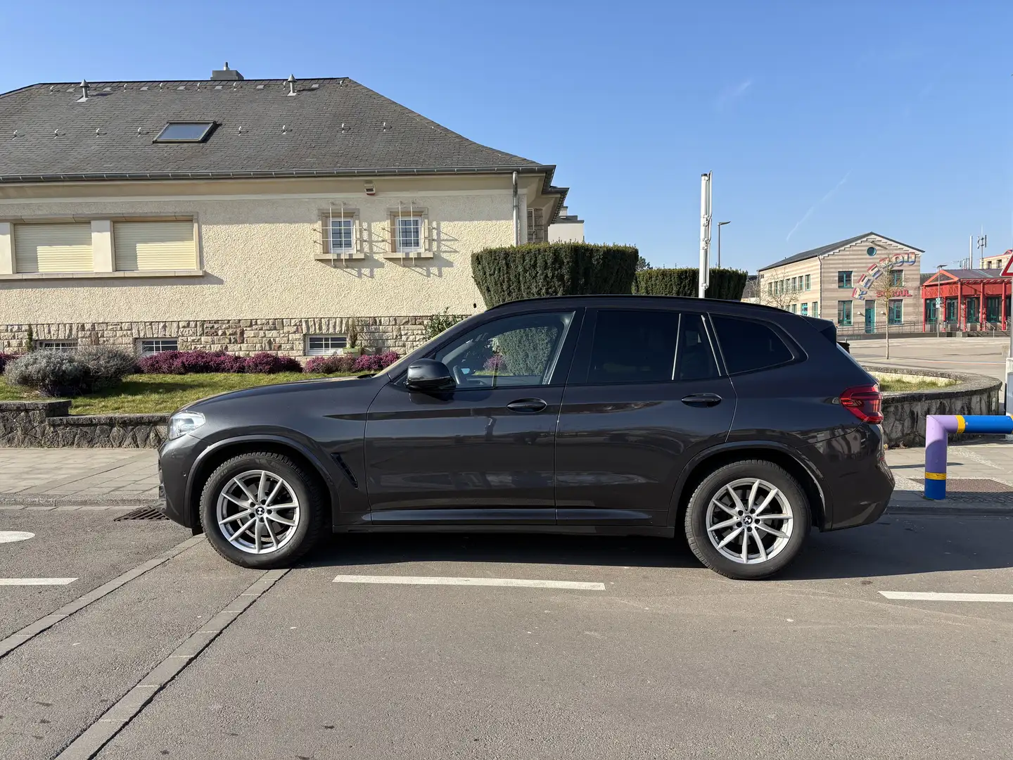 BMW X3 xDrive20i M-Kit - 2