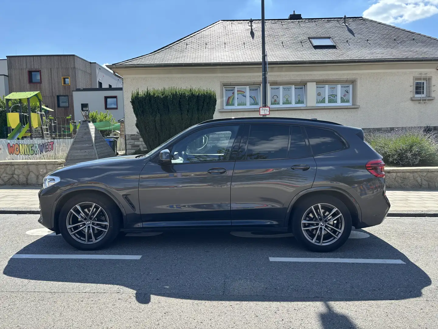 BMW X3 xDrive20i M-Kit - 1