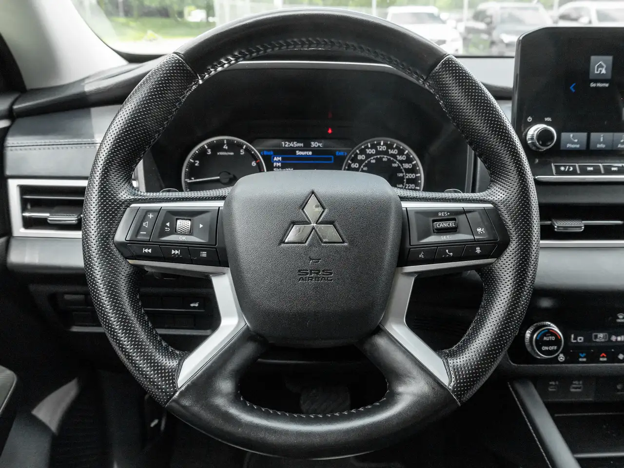Mitsubishi Outlander fotografie Mitsubishi Outlander