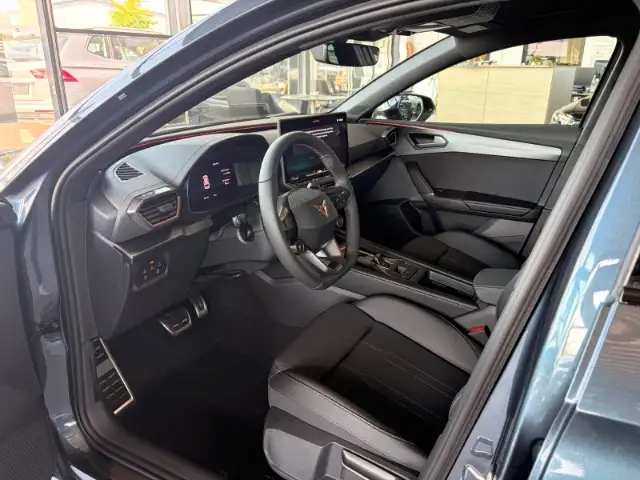 Cupra Leon view 12