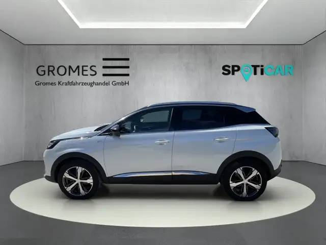 Peugeot 3008 view 6