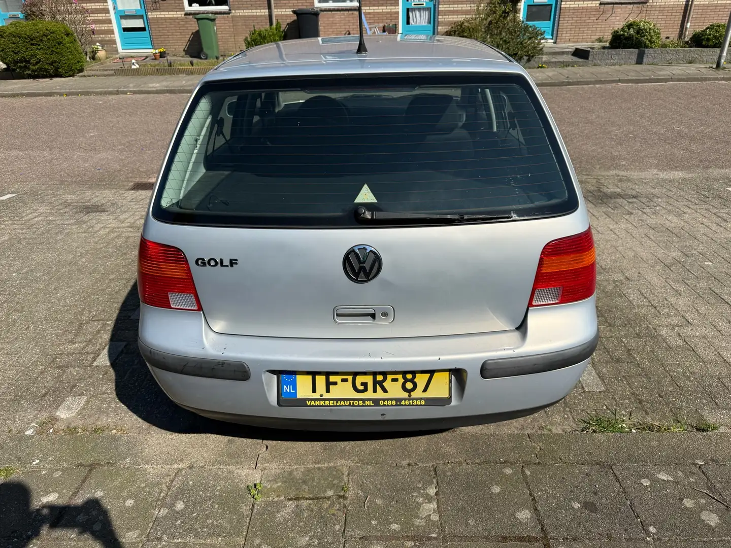 Volkswagen Golf 1.4-16V Trendline Grijs - 2