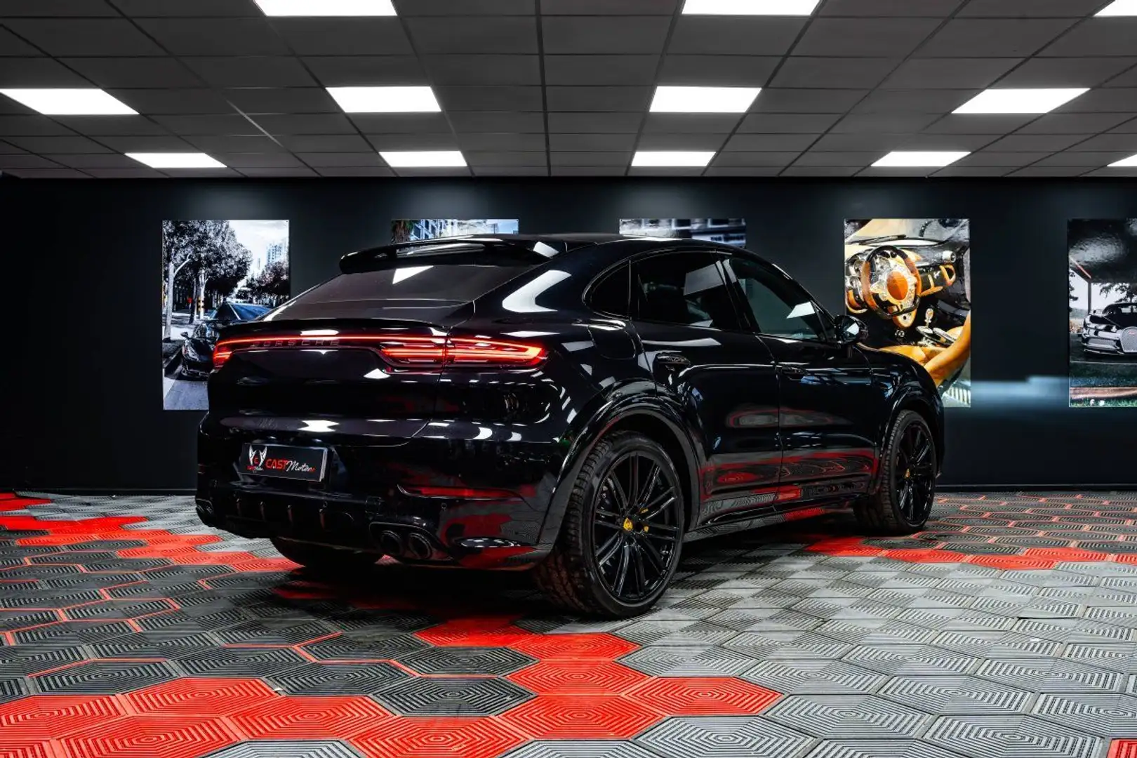 Porsche Cayenne Coupe 4.0 680ch Turbo S E-Hybrid Noir - 2