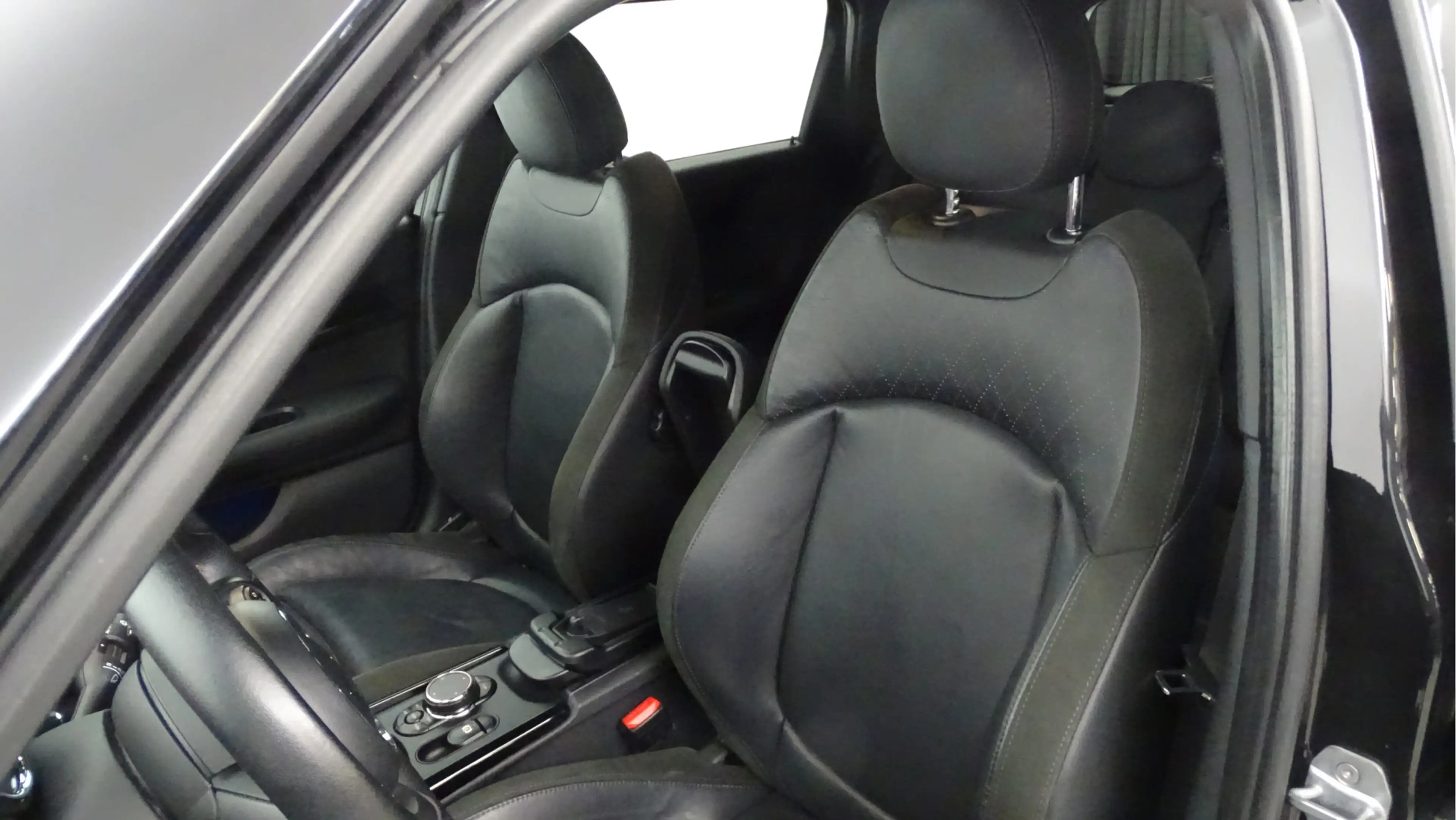 MINI Cooper Clubman Mini 1.5 Business Edition: optie Apple carplay, st — photo 14