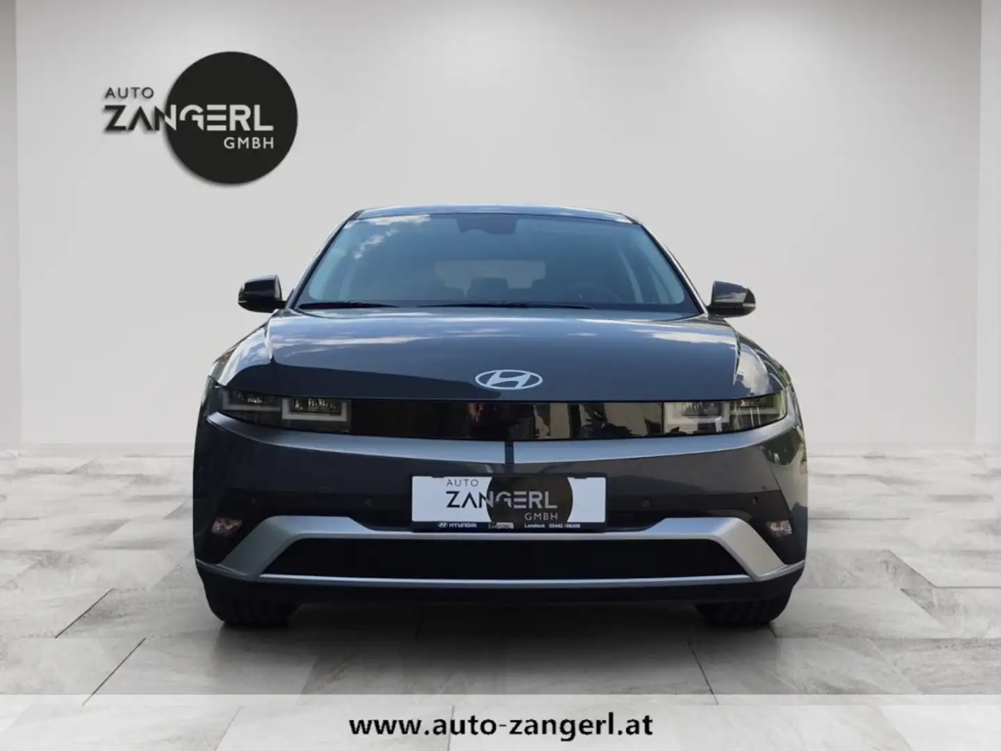 Hyundai IONIQ 5 Comfort Line 84kWh 4WD i5c72-O22 Grau - 2