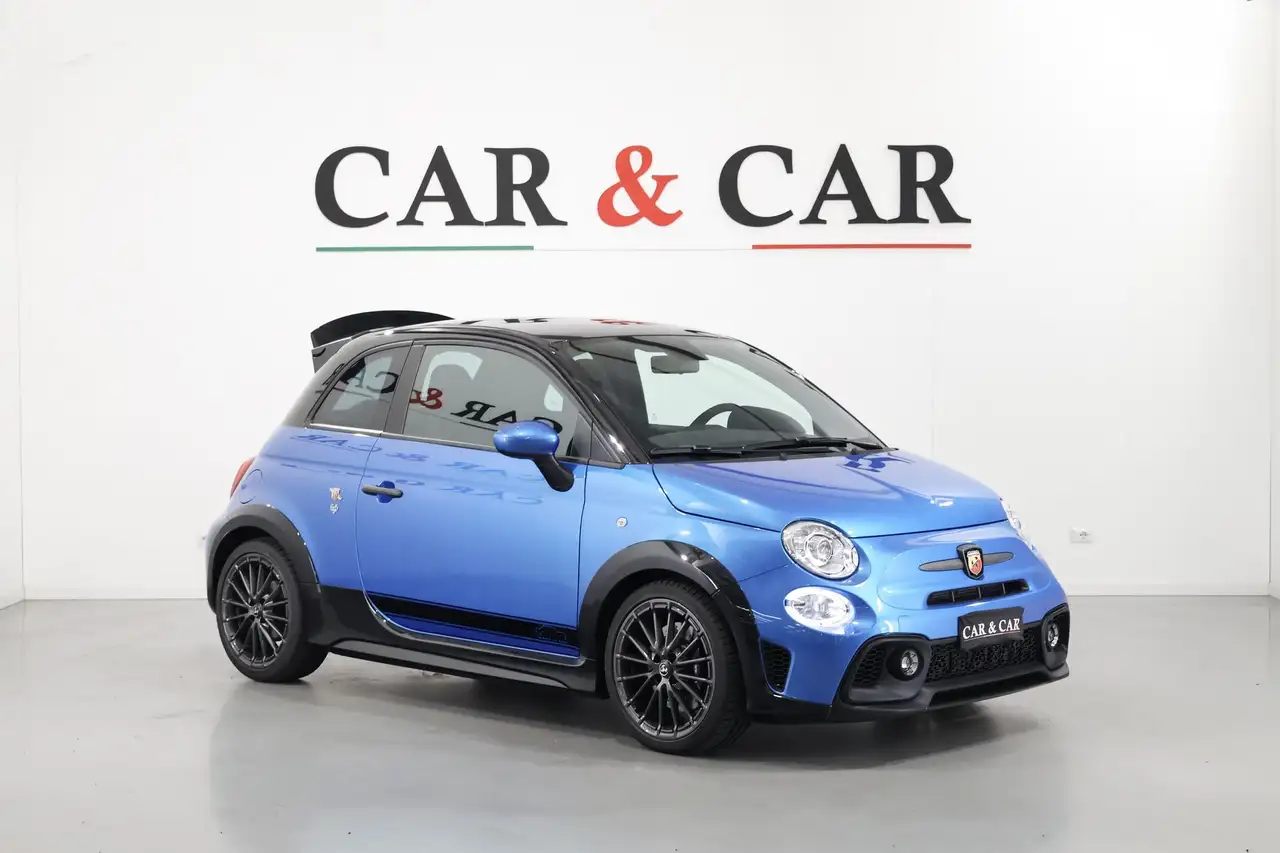 Abarth 695 2024