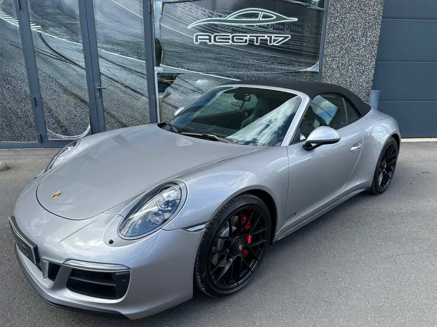 Porsche 911 Carrera 2 GTS Cabriolet 3.0 Turbo PDK Gris - 1
