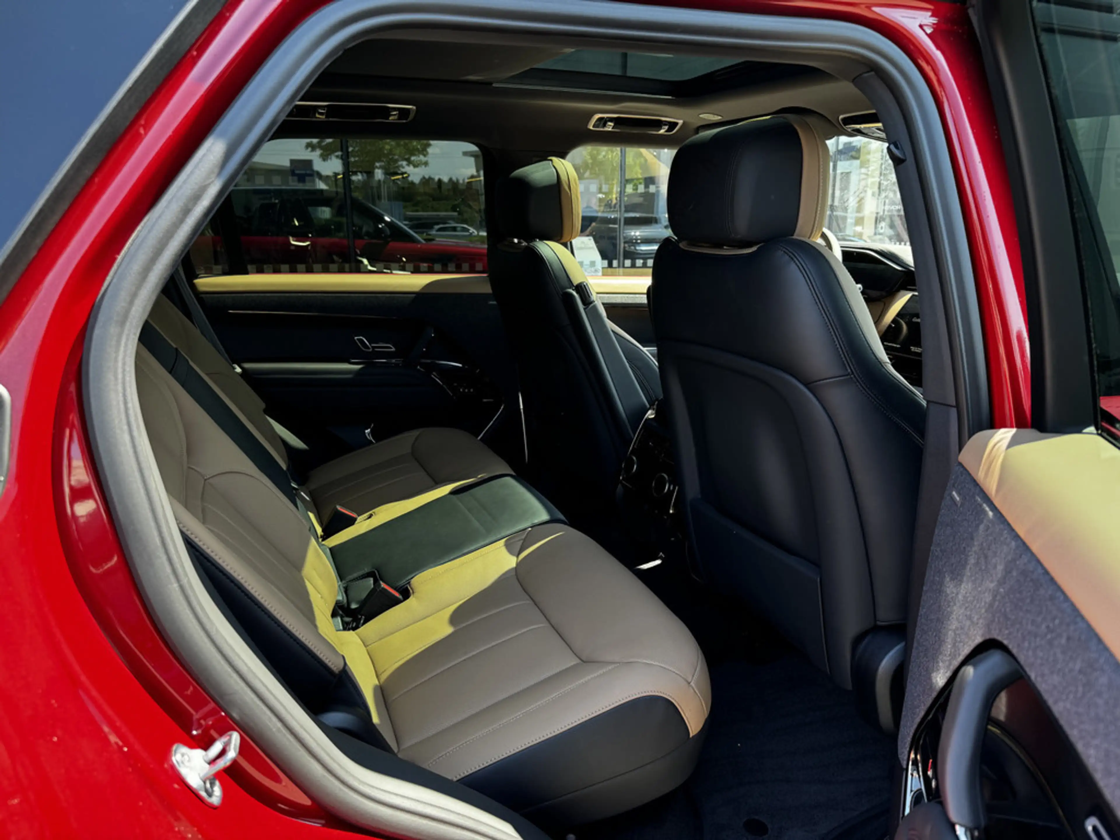 Land Rover Range Rover Sport 3.0 Dynamic HSE PANO 360° — photo 10
