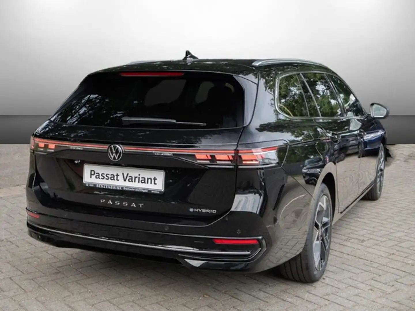 Volkswagen Passat Variant Elegance eHybrid DSG AHK Winter-Plus Schwarz - 2