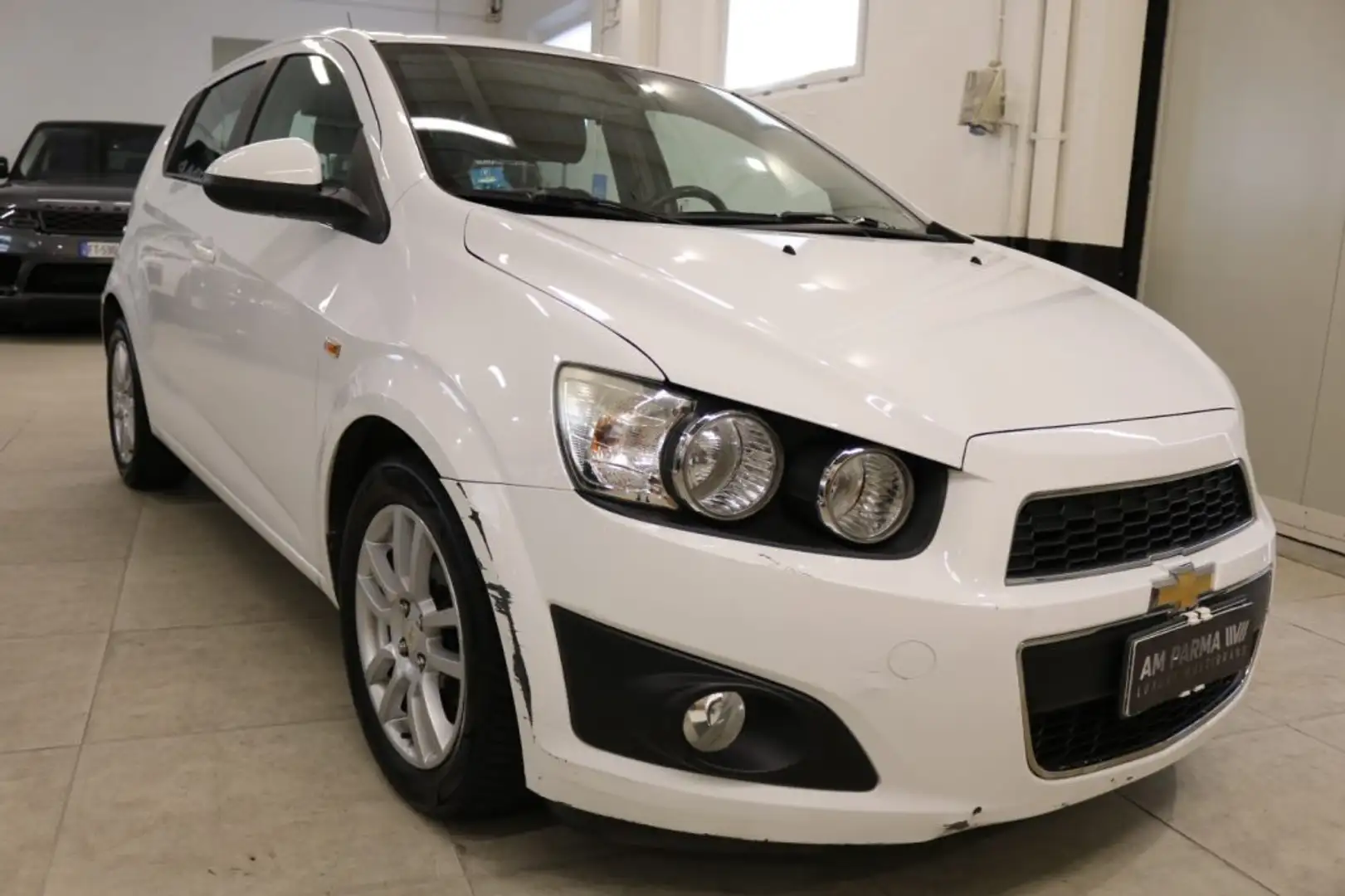 Chevrolet Aveo 1.2 86CV 5 porte LT Blanc - 1
