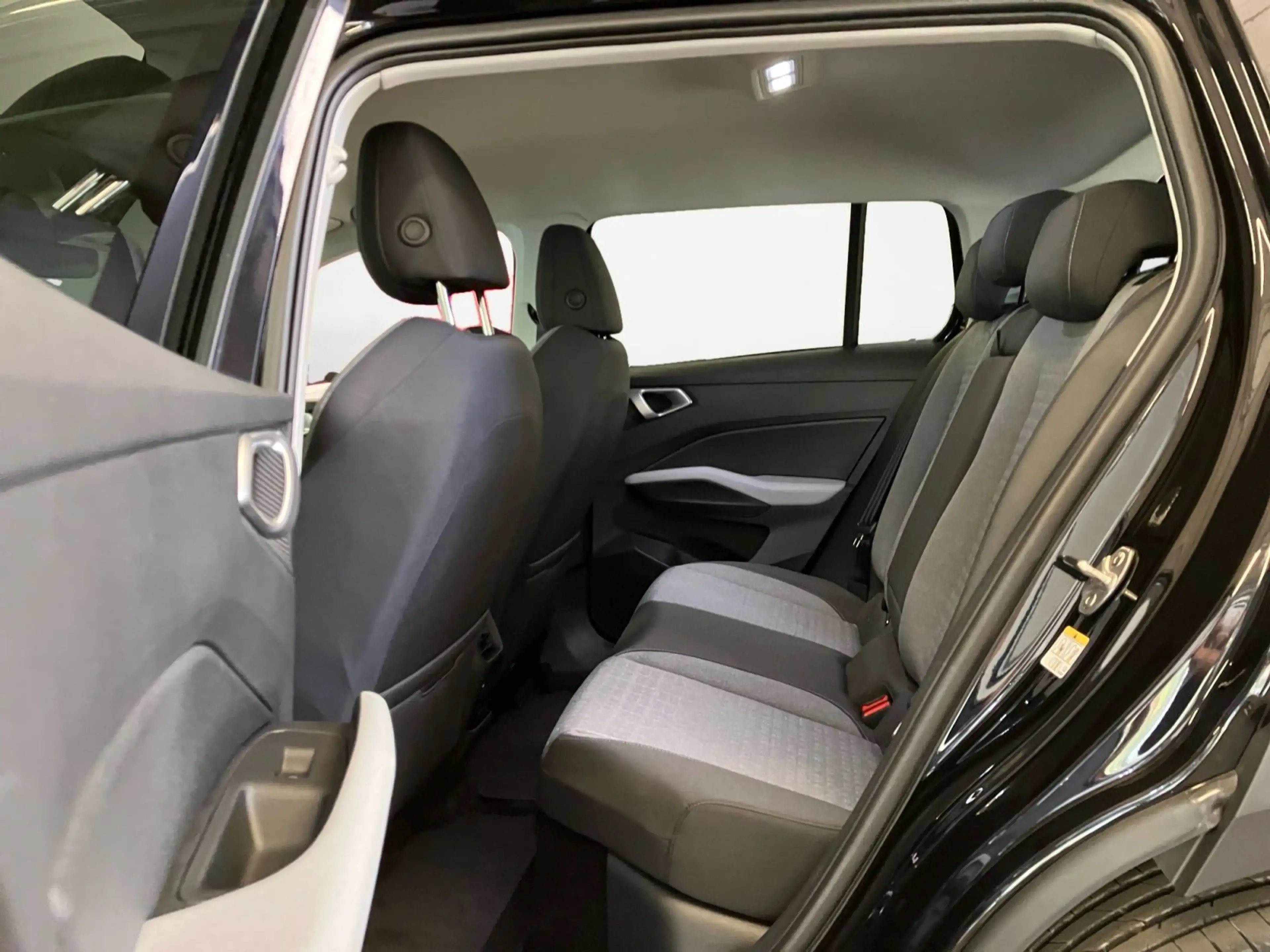 Skoda Epiq Edition Eins 55 h) 1-Gang-Automatik — photo 13