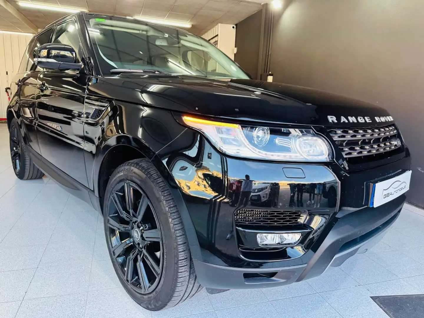 Land Rover Range Rover Sport 3.0TDV6 SE Aut. Negro - 1