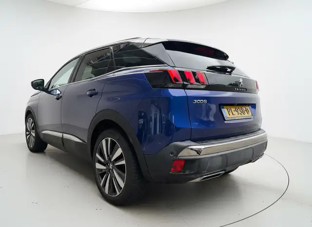 Peugeot 3008 view 5