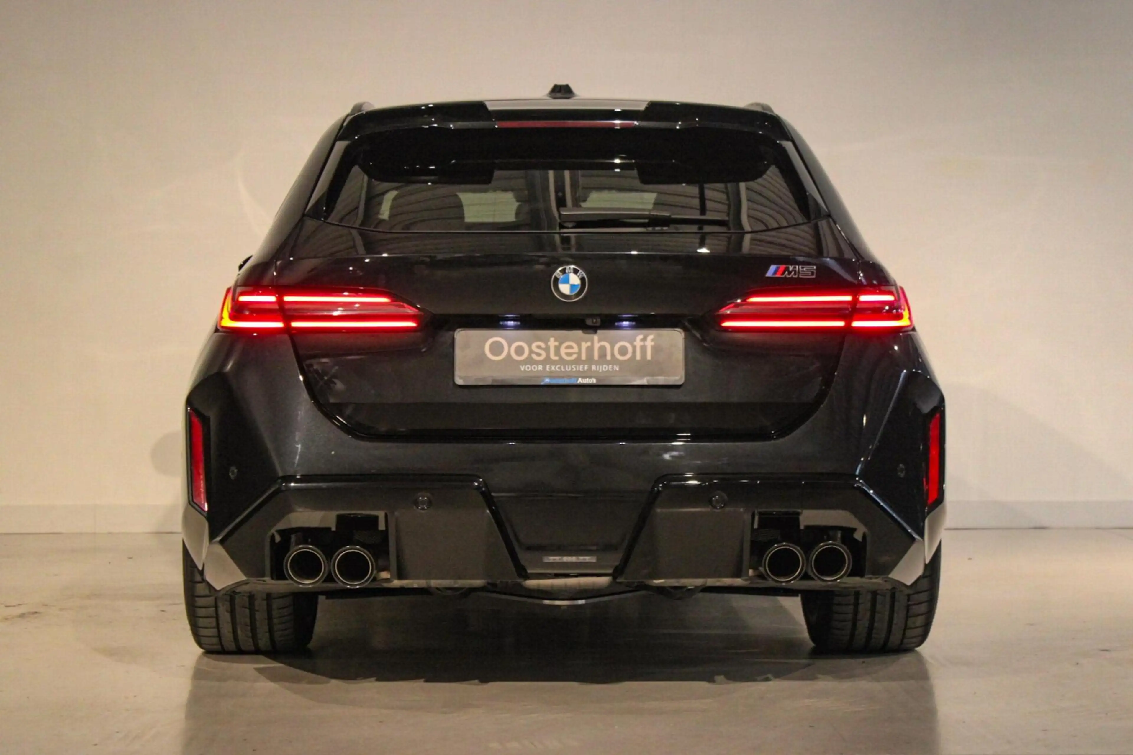 BMW M5 5-serie Touring — photo 5