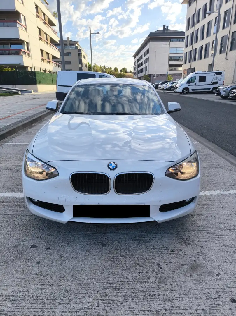 BMW 116 116d - 1