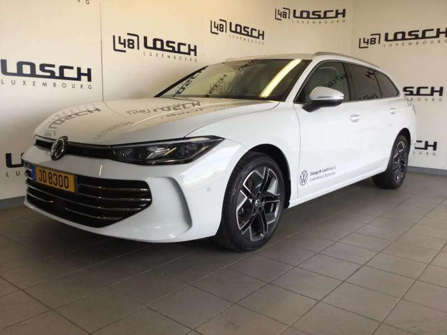 Volkswagen Passat Variant Elegance 2.0L TDI 110kW DSG7 Blanc - 1
