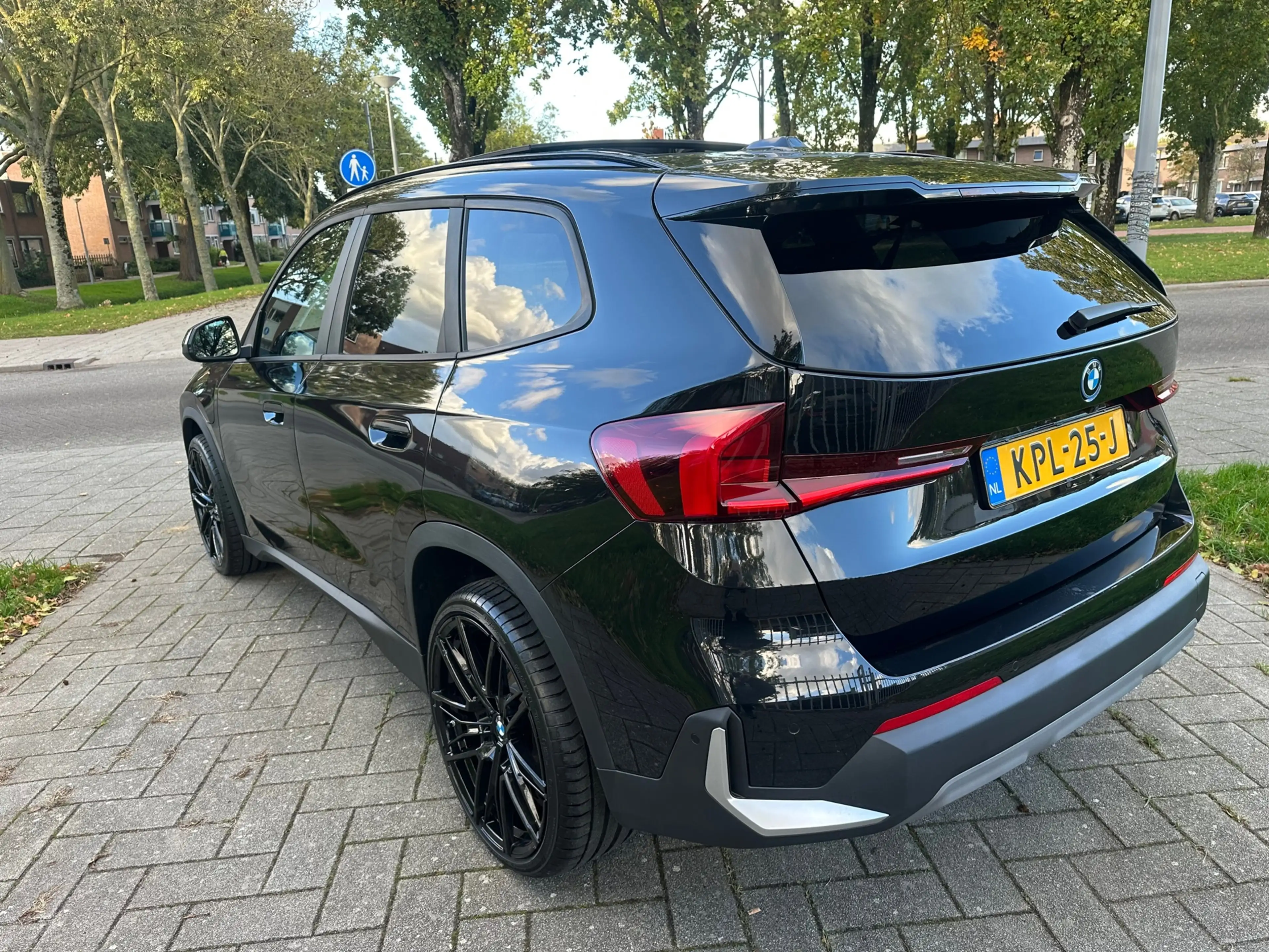 BMW X1 XDrive25e — photo 7