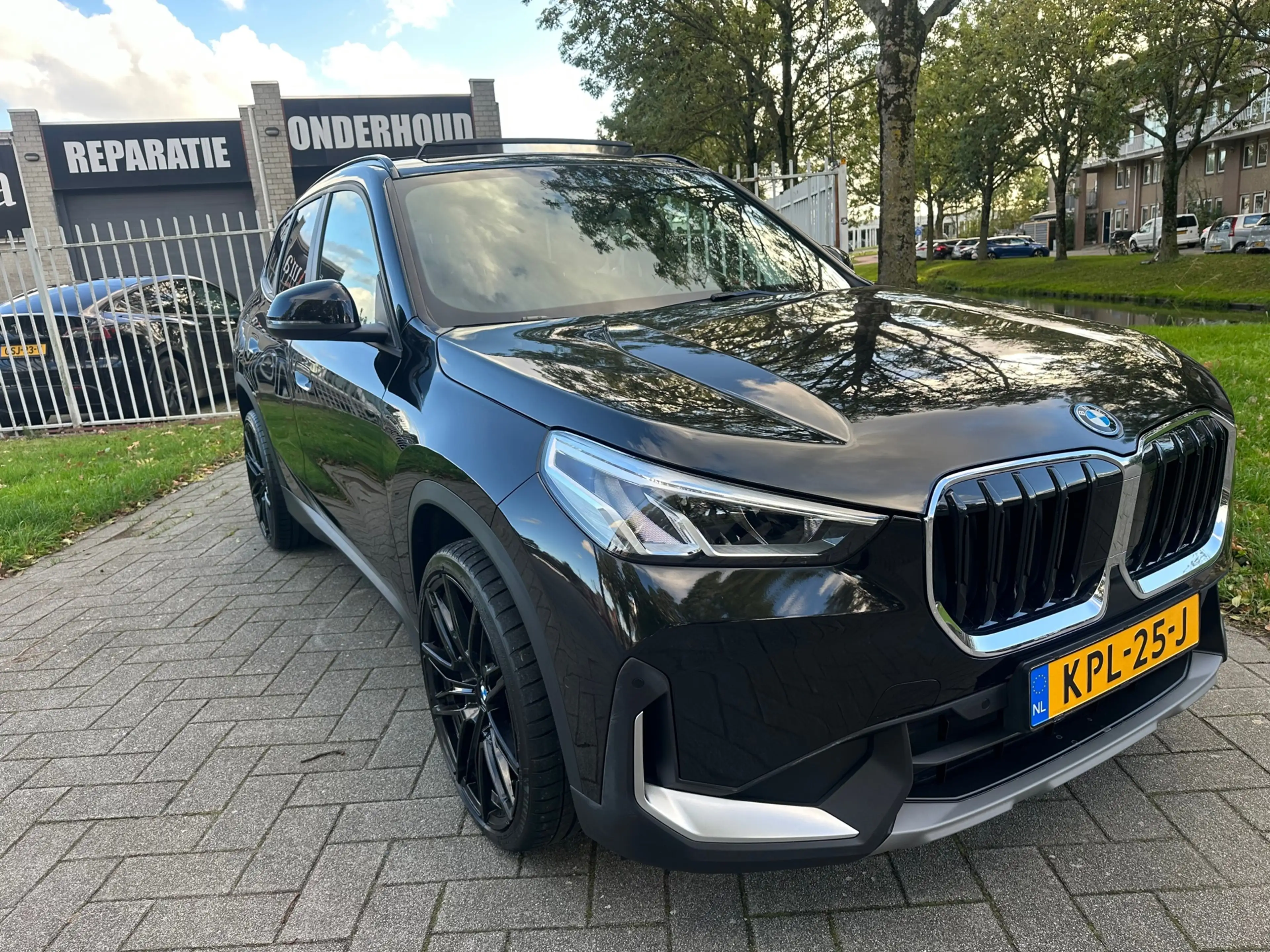 BMW X1 XDrive25e — photo 5