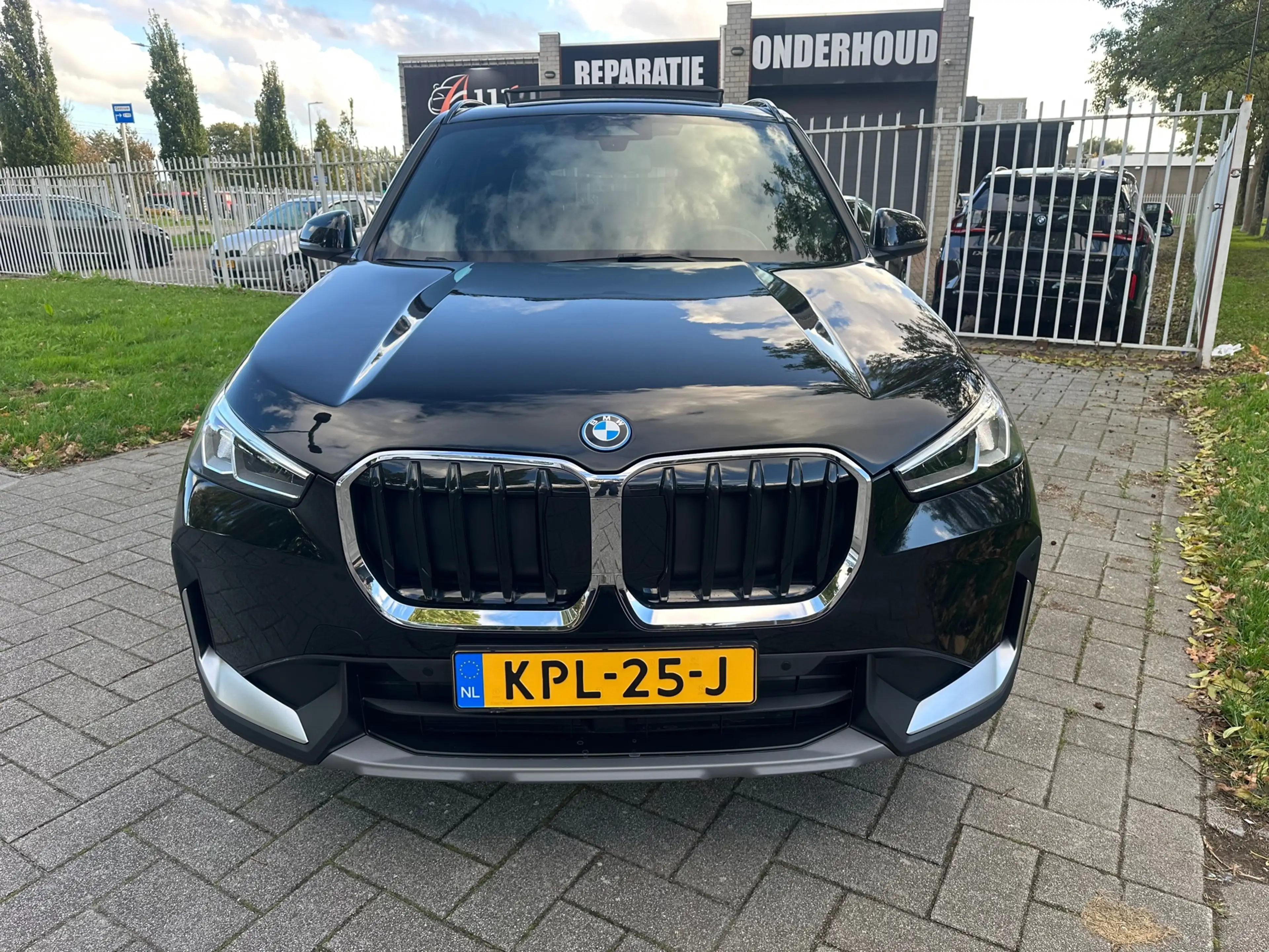 BMW X1 XDrive25e — photo 6