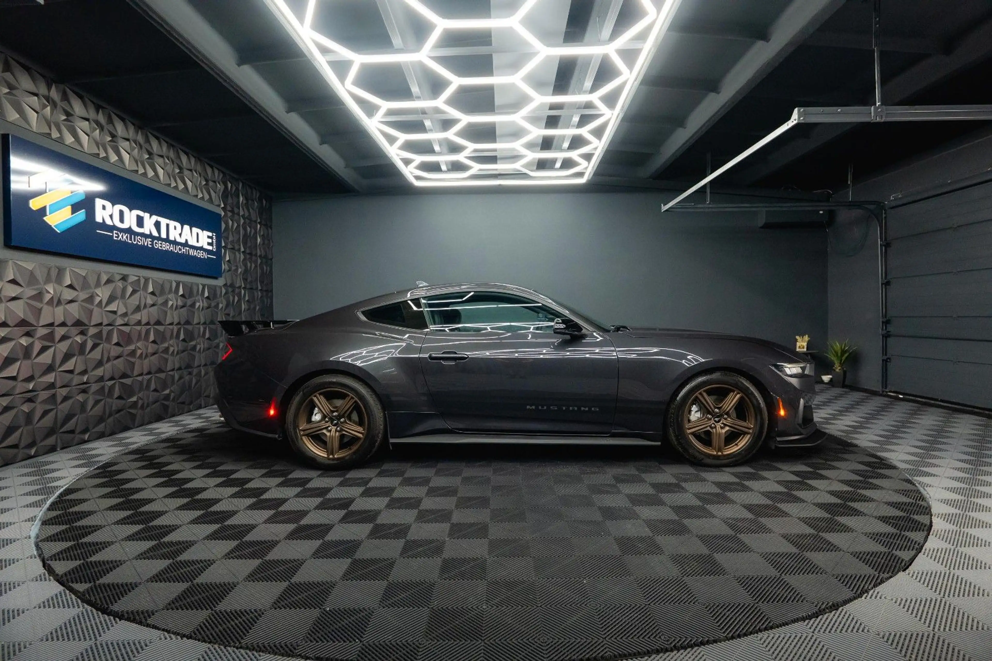 Ford Mustang GT Coupe DARK HORSE PREMIUM MY2024 19% — photo 8