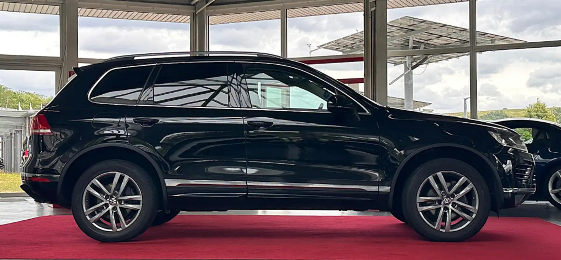Volkswagen Touareg V6 TDI Terrain 4Motion ACC R Line Panno Schwarz - 2