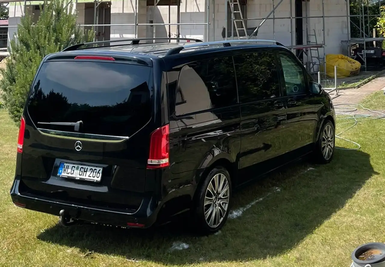 Mercedes-Benz V 220