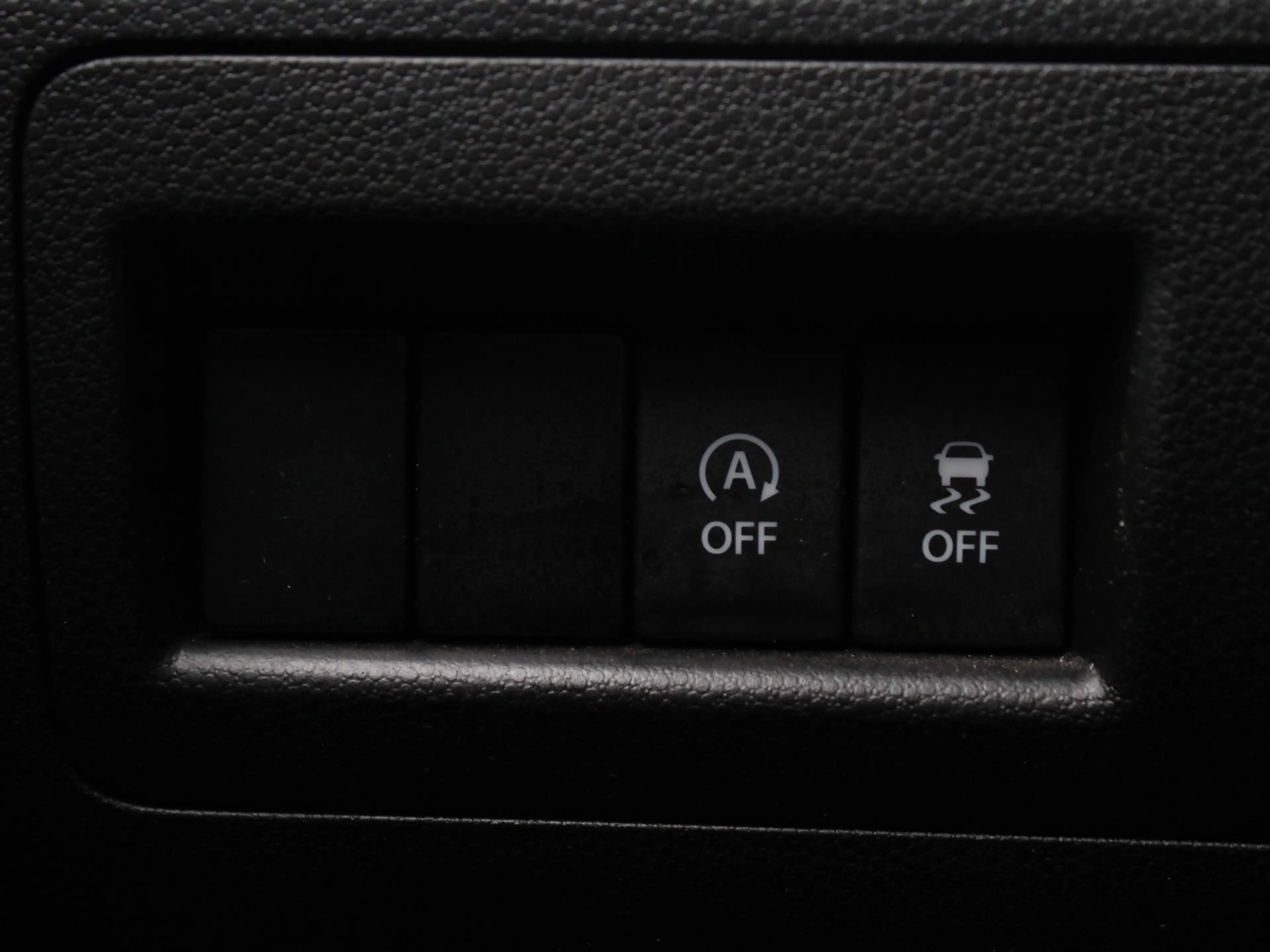 Suzuki Ignis 1.2 Smart Hybrid Style | Trekhaak | Camera | Carpl — photo 31
