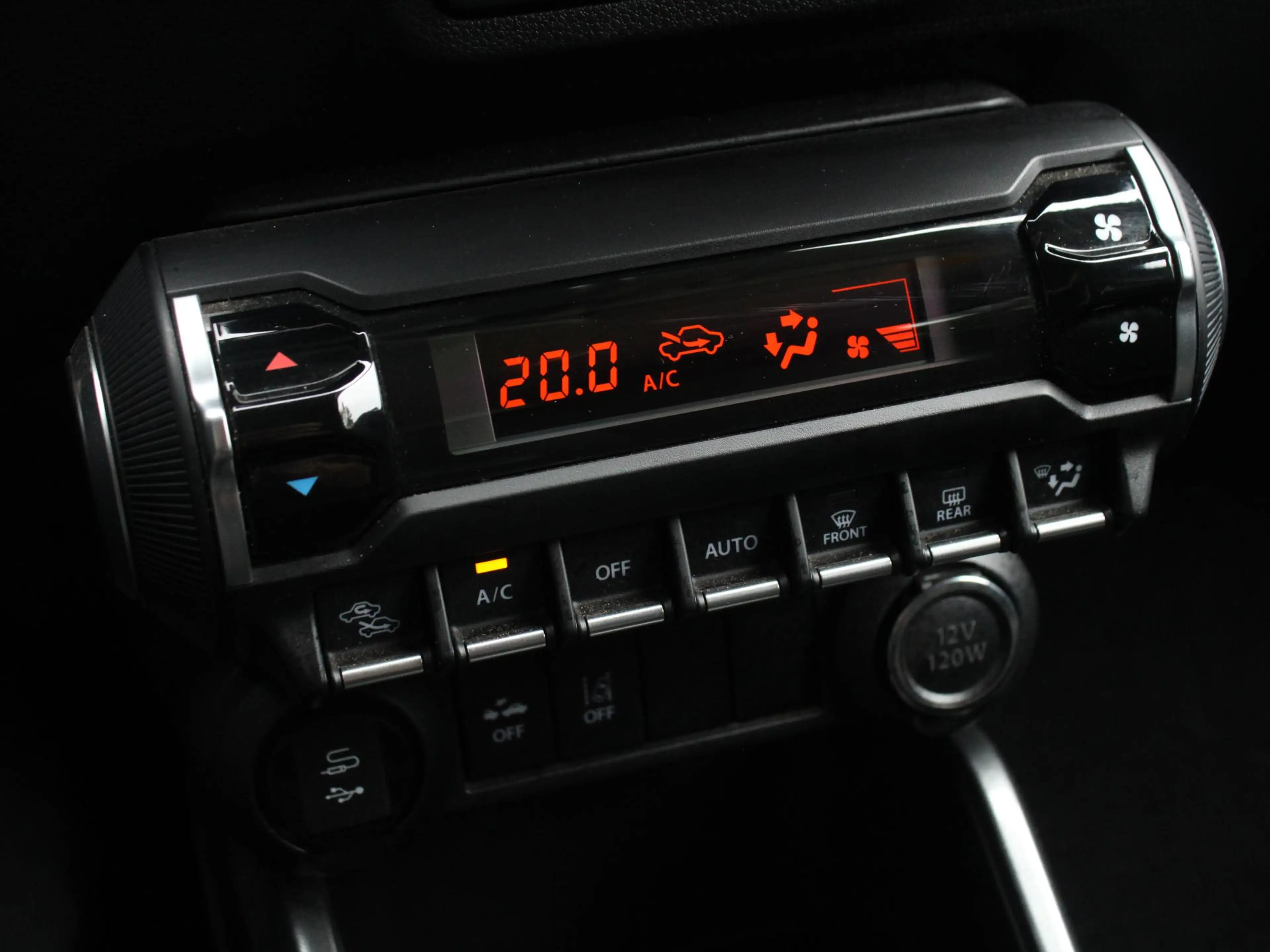 Suzuki Ignis 1.2 Smart Hybrid Style | Trekhaak | Camera | Carpl — photo 22