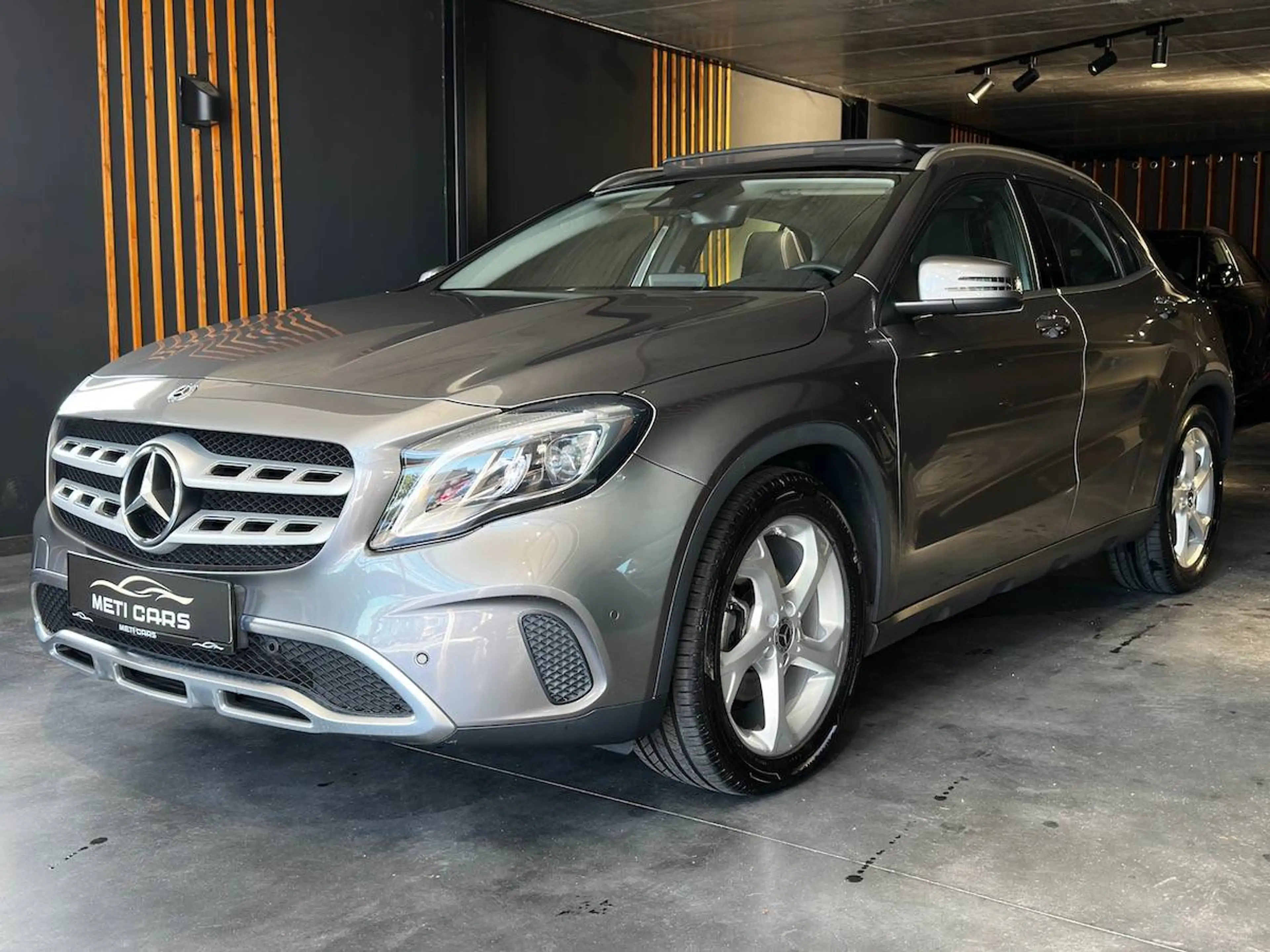 Mercedes-Benz GLA 220 Sensoren | Cruise | BT | Pano | Led | ... — photo 5