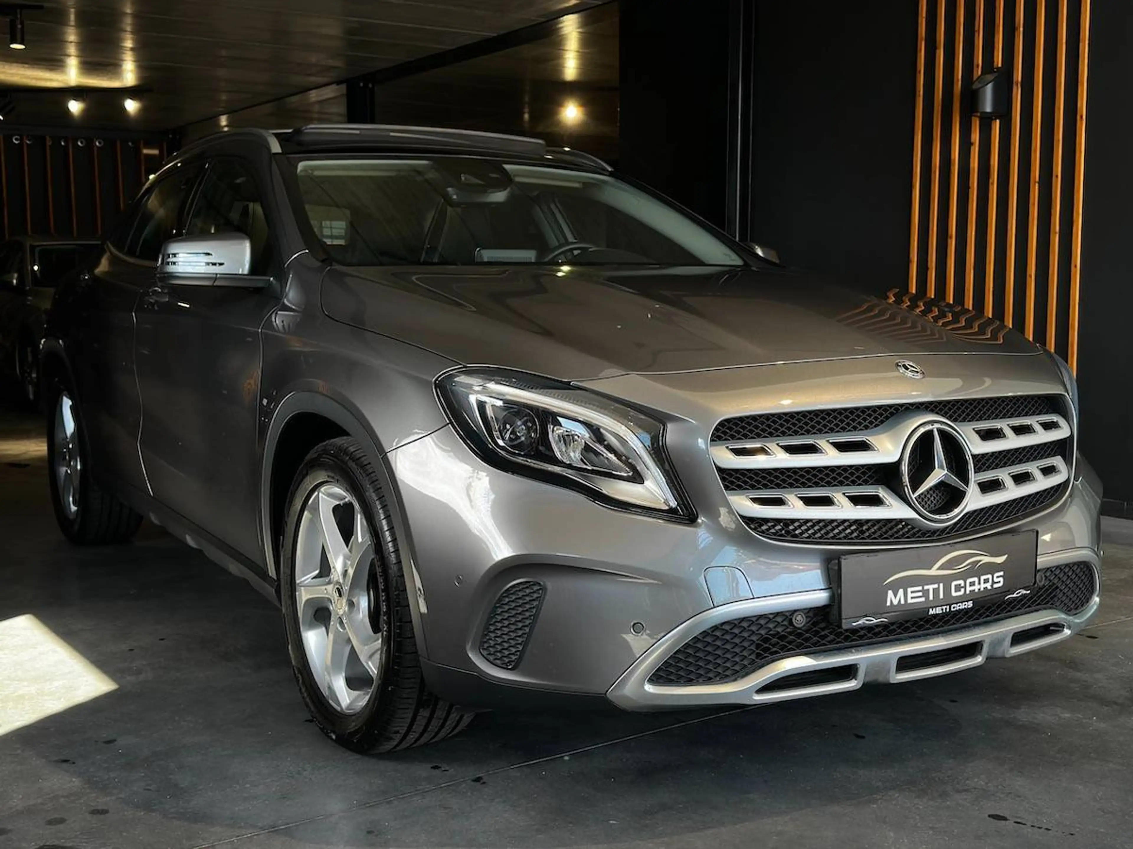 Mercedes-Benz GLA 220 Sensoren | Cruise | BT | Pano | Led | ... — photo 7