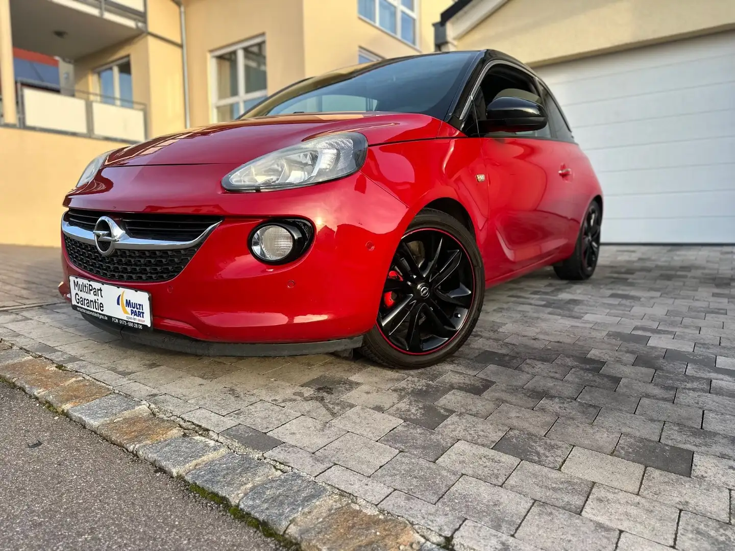 Opel Adam Glam Rouge - 1