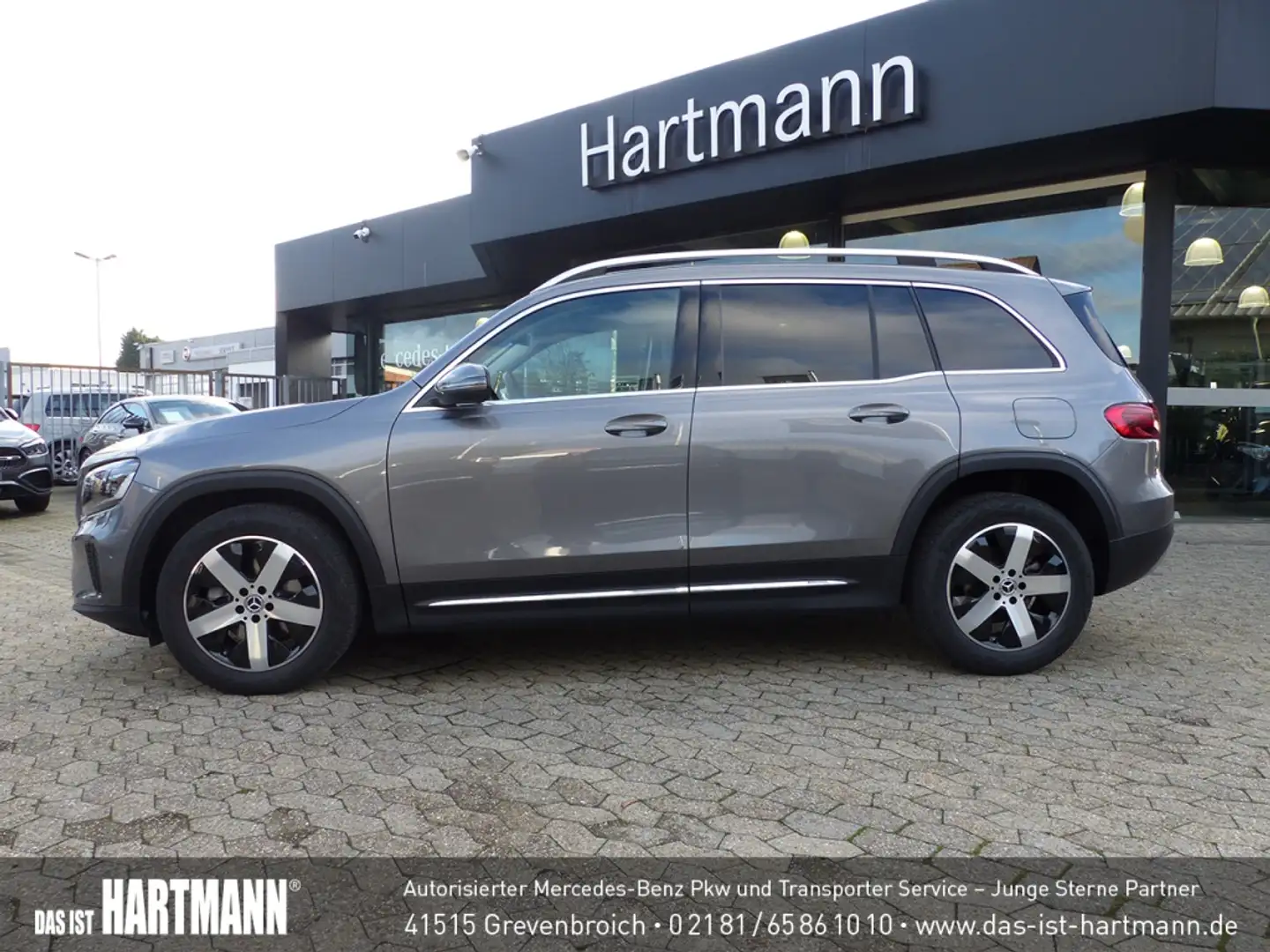 Mercedes-Benz GLB 180 PROGRESSIVE+AHK+TOTWIN+MEMORY+WINTER+NAV Grau - 2