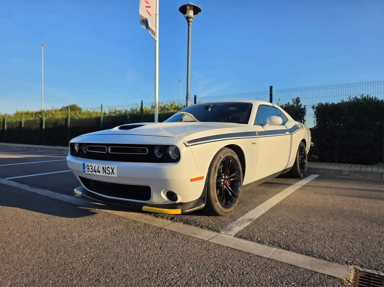 Dodge Challenger
