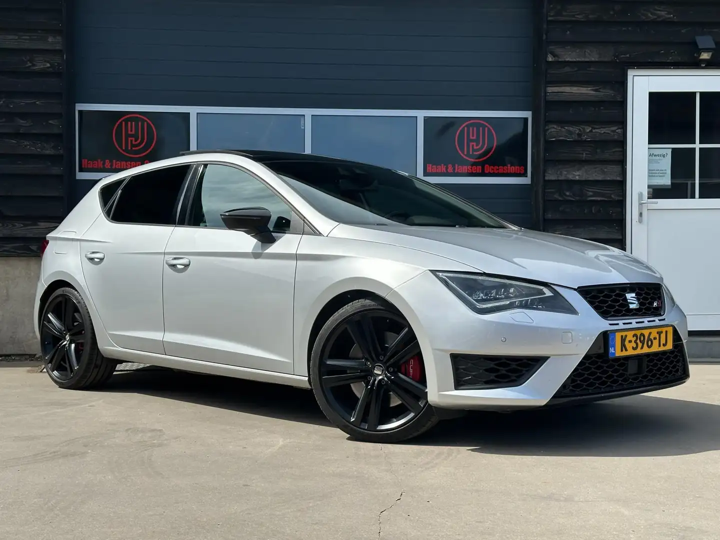 SEAT Leon 2.0 TSI Cupra 280 Panodak Acc Lane Clima Stoelverw Szary - 2