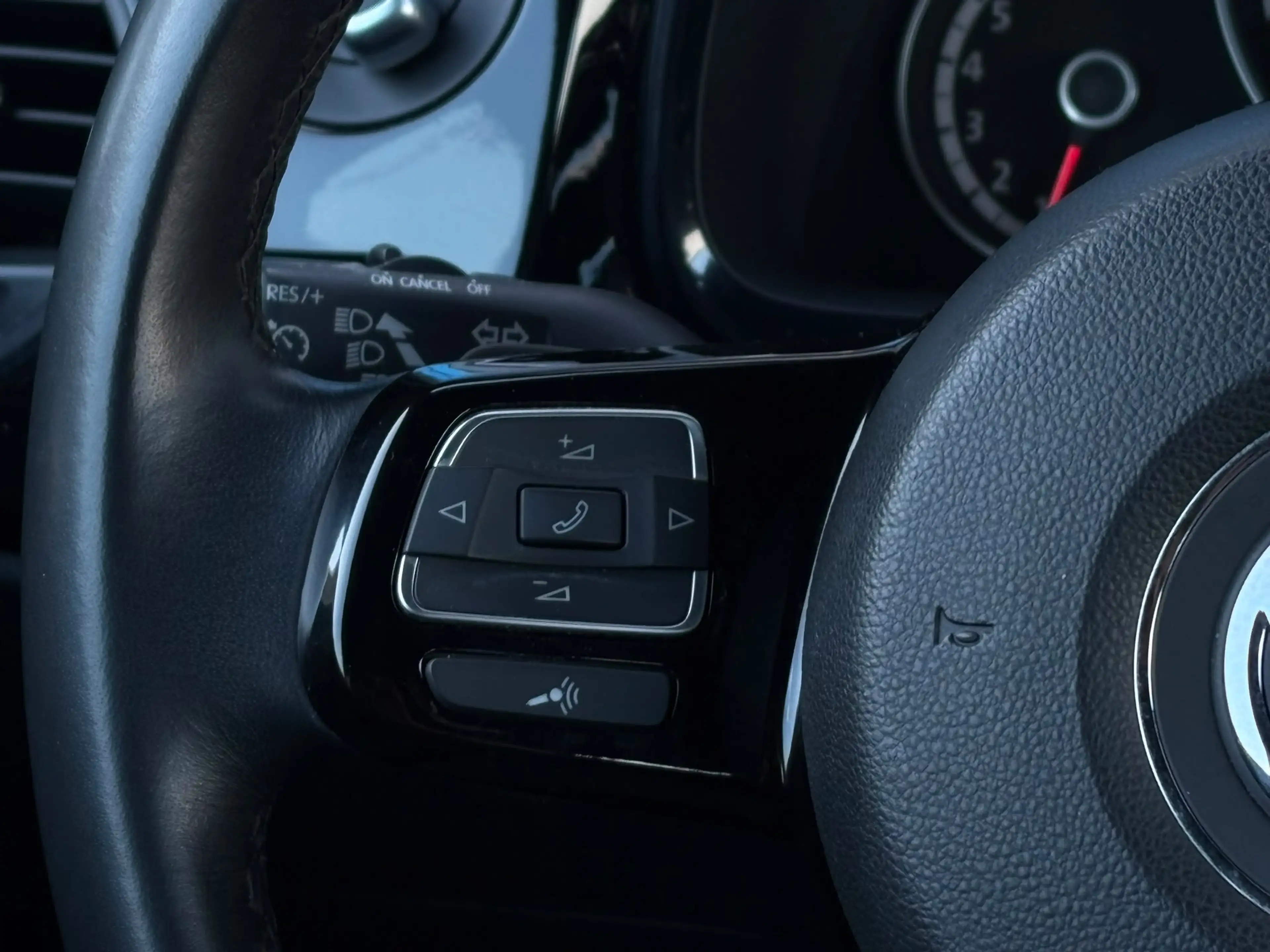 Volkswagen Beetle 1.2 TSI 105 pk Design | Airco | Navigatie | Stoelv — photo 14